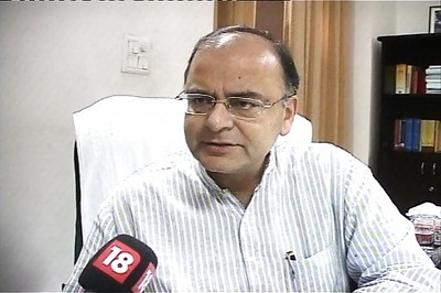Congress trying to communalise 2014 elections: Arun Jaitley