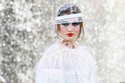 Fall 2018: Bejeweled, Old-School, Offbeat; Hair Accessories Are Having A Moment