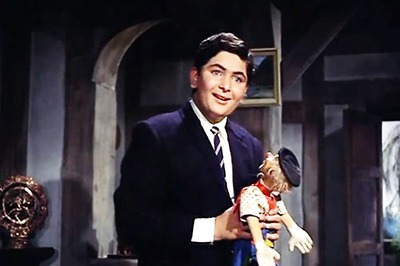 Mera Naam Joker and Sangam to Bring The Curtain Down at Regal Cinema