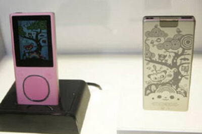 Microsoft launches new Zune to rival Apple iPod