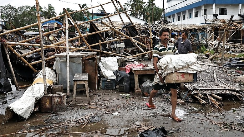 Central Team Visits Cyclone Amphan-hit Areas of Bengal to Assess Damage, Faces Protests