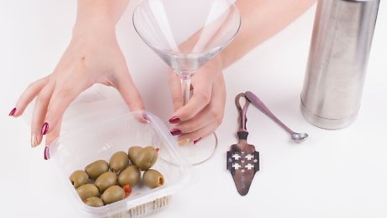 How to Make a Gin Martini