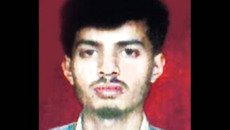 SP leader Farooqi stirs a controvery over Bhatkal arrest