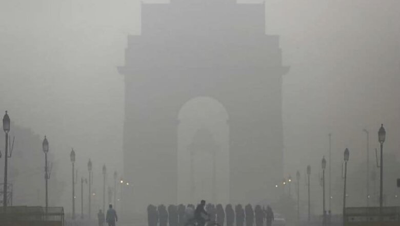 Delhi Pollution: Environment Minister Says It Is an 'Emergency Situation'