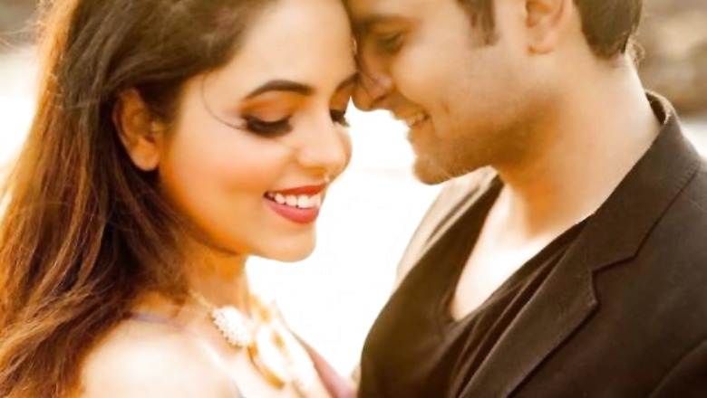 The Kapil Sharma Show Star Sugandha Mishra is Engaged to Sanket Bhosale