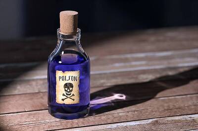 Honour Killing: UP Man Poisons 15-yr-old Daughter After 'Suspecting Her Character'