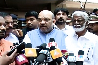 Sonia Should Reveal Who Got 'kickbacks', Says Amit Shah