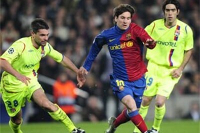 Five-star Barcelona outclass Lyon
