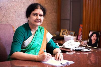 'Chinnamma' Sasikala Could be Sworn in as Tamil Nadu CM on Monday