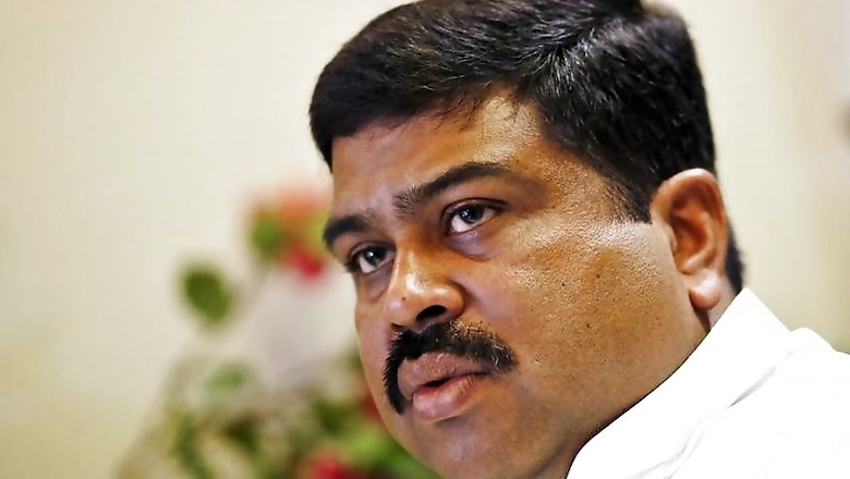 Cabinet Committee Approves Extending Ujjwala LPG Scheme to All Poor Households