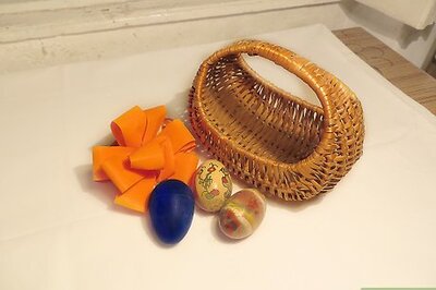 How to Give New Life to a Faded Wicker Basket