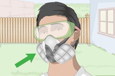 How to Decorate a Fence