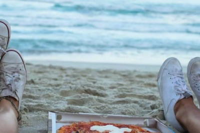 Two UK Friends Fly To Italy For Pizza, Call It Cheaper Than London Trip