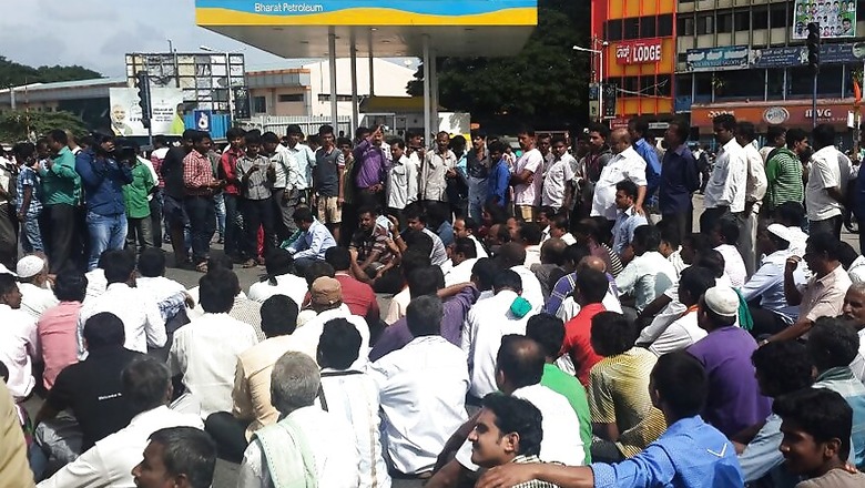 Karnataka Farmers Hit Streets Against SC Order over Cauvery Water to Tamil Nadu