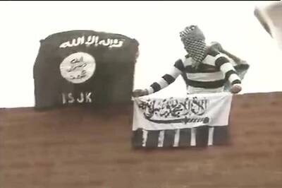 Revealed: The reason behind appearance of ISIS flags in Kashmir