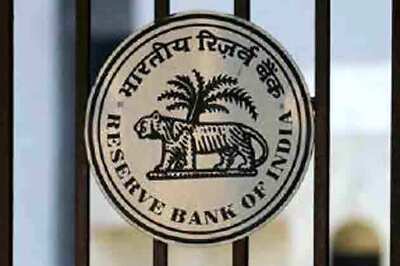 RBI's rupee defence gets fresh jolt from S&P