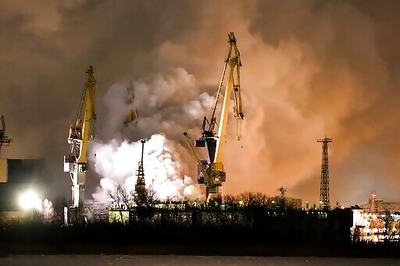 Fire Engulfs Russian Warship Under Construction, 3 Injured