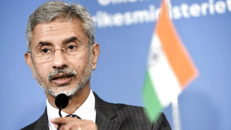 In Constant Contact With Indians in Wuhan, Says MEA, Opens Hotlines Over Virus Emergency