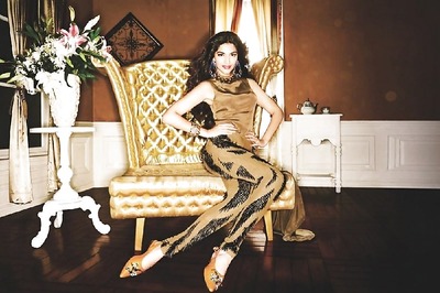 Sonam Kapoor Shares Stunning Throwback Pics, Anand Ahuja Is All Praise