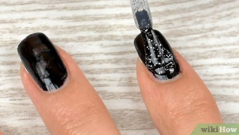 How to Fix Smudged Nail Polish