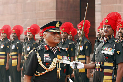 Army Chief sticks to schedule, to leave for UK