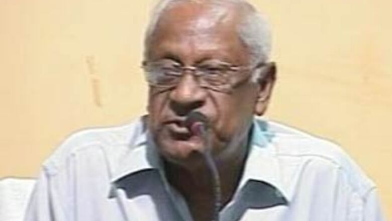 PM's chair not a heirloom, Bardhan tells Sonia