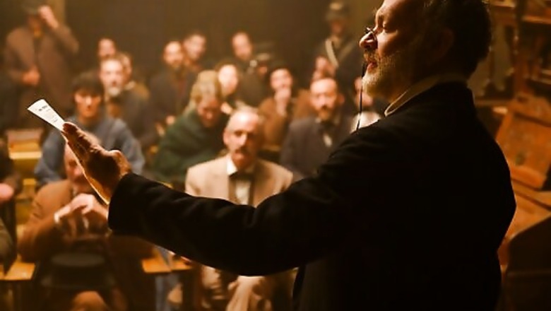 Review: Tom Hanks Is Doggedly Heroic In 'News Of The World'