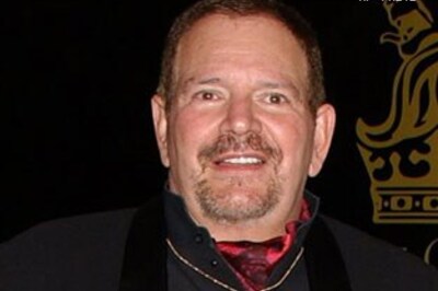 Dermatologist claims he fathered MJ's two children