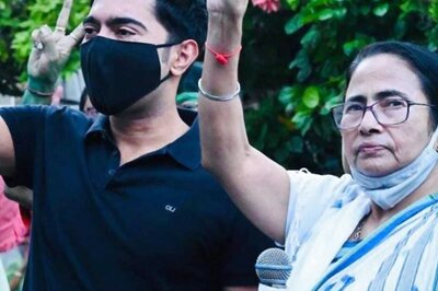 'Khela Hobe' Creator Changes Playbook, Mamata Calls Urgent Meet: Is Battle of Generations Brewing in TMC?