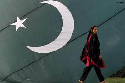 Pakistan's Hindu families seek asylum in India