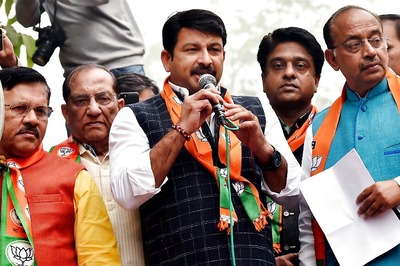 OPINION | Delhi BJP's Slump Continues as Manoj Tiwari Fails to Capitalise on Arvind Kejriwal's Dharna Drama