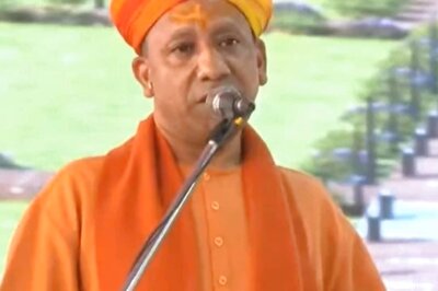 Do Away with Caste and Regional Discrimination for Nation's Progress, Says Adityanath; Hails UP's Anti-conversion Law