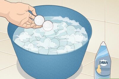 How to Clean Golf Balls