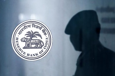 Slowly lower: Emerging market central banks cut interest rates for 18th month