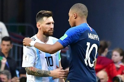 Kylian Mbappe Has Lionel Messi's Jersey From 2018 World Cup Encounter Framed | WATCH