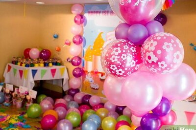 How to Decorate With Balloons