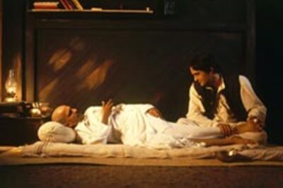 In Pics: Gandhi-son strained relations on celluloid