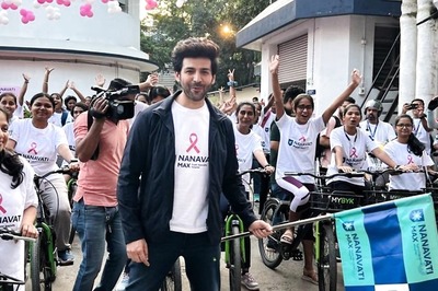 Kartik Aaryan Flags Off Cyclothon for Breast Cancer Awareness