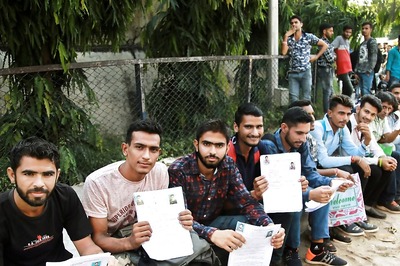 Govt Jobs Alert: Vacancies for Class 10 Pass to Graduates, Apply by October 8