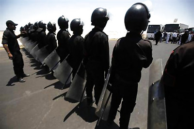 Egypt's army calls for mass rallies, raises pressure on Islamists