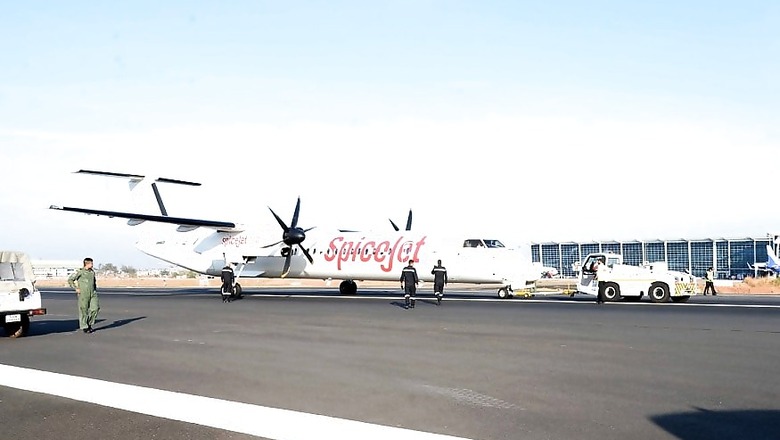 Ready to Fly Migrant Workers from Delhi, Mumbai to Patna During COVID-19 Lockdown, Says SpiceJet CMD