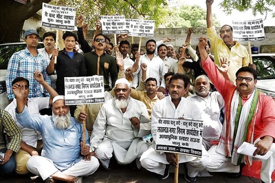 We Are Facing Livelihood Issues Due to Restrictions: Meat-sellers of UP