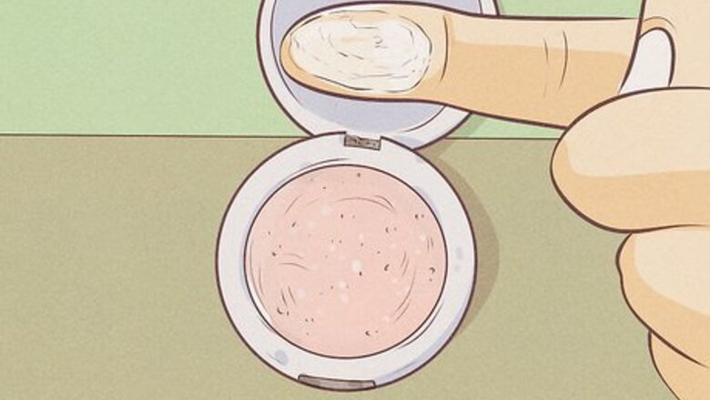 How to Apply Shimmer Powder on Your Face and Body