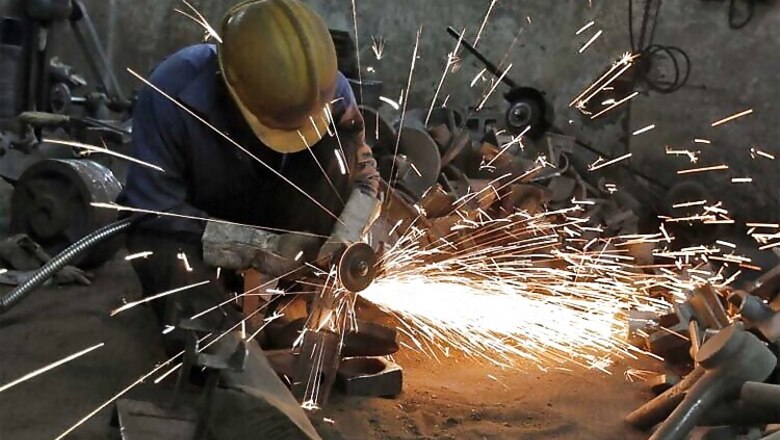 India's manufacturing output slips to 7 month low in September