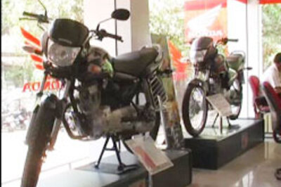 Mobike sales boom as Goa polls near