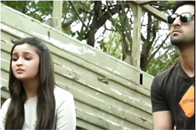 Alia Bhatt Croons Yeh Dooriyan Alongwith Beau Ranbir Kapoor, Video is Taking Over Internet