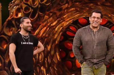 Orry FINALLY Reveals How He Earns, Says He Gets Rs 20-30 Lakhs For Selfies; Salman Khan in Shock