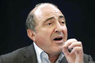 Russian tycoon Berezovsky died by hanging: Police