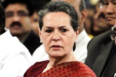 Sonia blasts Sri Lanka over 'unspeakable atrocities'