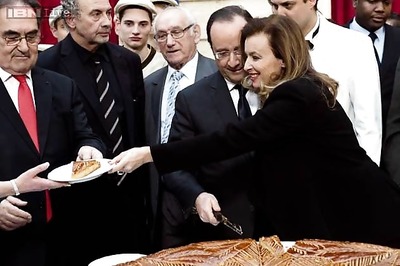 French President Hollande announces separation from Trierweiler